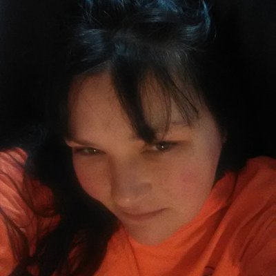 Profile Picture of Kari Winchell (@winchell_kari) on Twitter