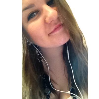 Profile Picture of Jenna McKay (@25_jenna) on Twitter
