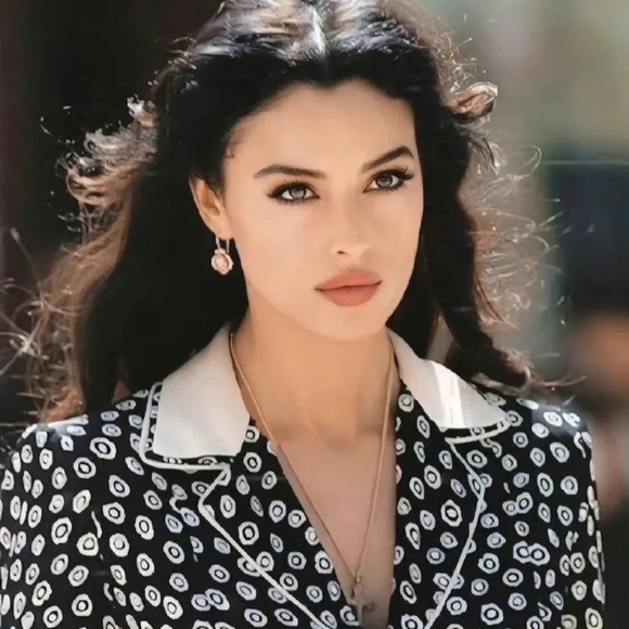 Profile Picture of Filippa Randhawa (@filipparandhawa) on Poshmark