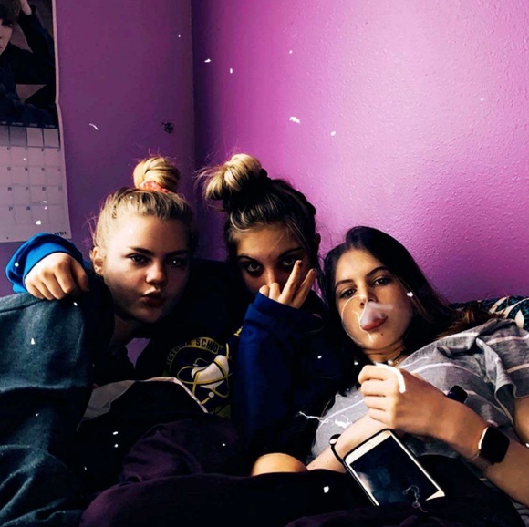 Profile Picture of Avery Wilder (@averywilder3) on Poshmark