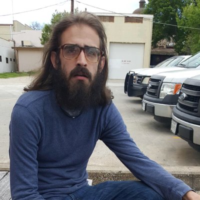 Profile Picture of Bobby Holmes (@fikisakoj) on Twitter