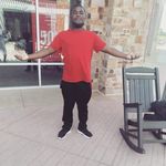 Profile Picture of Charles Mitchell (@charlesmmmmmmmm) on Instagram