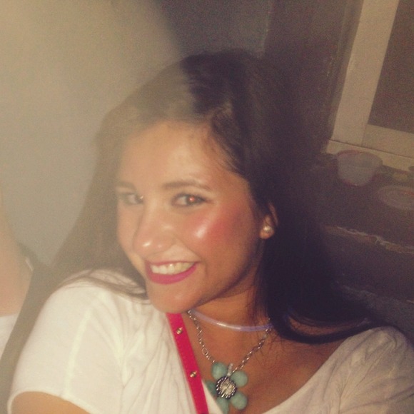 Profile Picture of Loren Reyes (@lorenreyes) on Poshmark