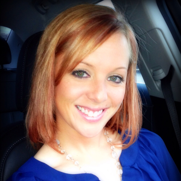 Profile Picture of Whitney Gideon (@wgideon) on Poshmark