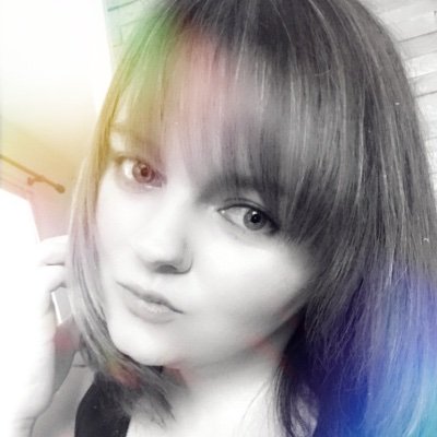 Profile Picture of Lynsey James (@Lynsey1991) on Twitter