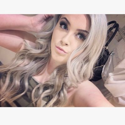 Profile Picture of Alex Deblois (@alexaadeblois) on Twitter