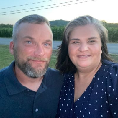 Profile Picture of Jennifer Hayes (@j_hayes21) on Twitter