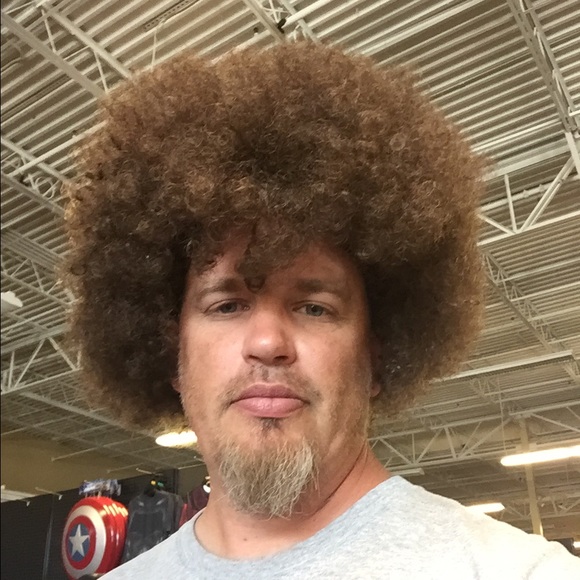 Profile Picture of Christopher Bradley (@chralley) on Poshmark