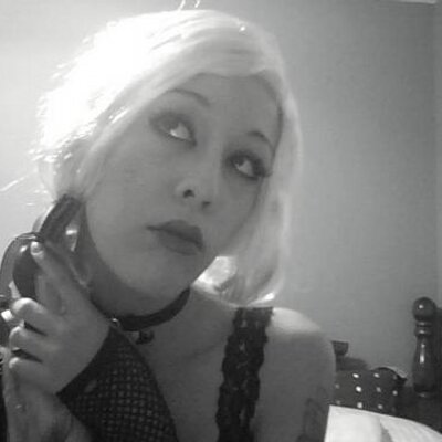 Profile Picture of Se-Luong Mun (@@Alice_n_Acid) on Twitter