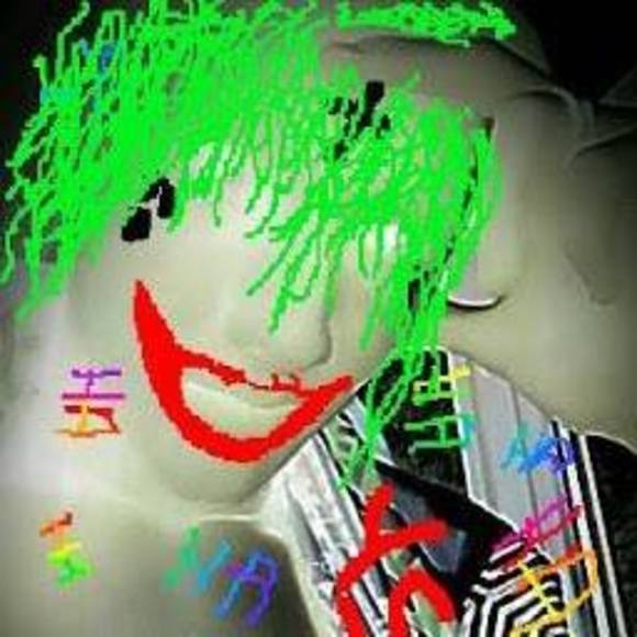 Darian brooks Cooper - Poshmark Profile Picture of Darian brooks Cooper (@taeslyme) on Poshmark