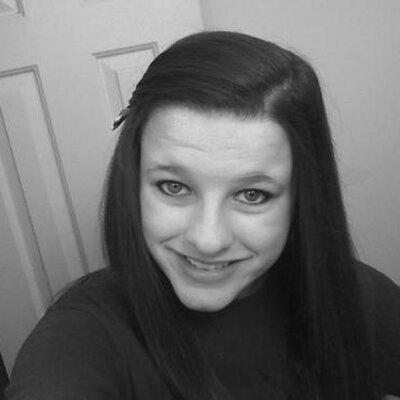 Profile Picture of Aimee Alexis Hendrix (@Lexi_Smiles_143) on Twitter