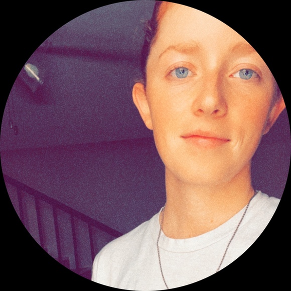 Profile Picture of Katelynn Kelly (@katelynnleeann) on Poshmark