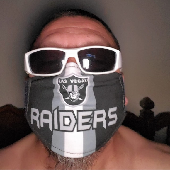 Profile Picture of Jon jon Smith (@jonjonpe) on Poshmark