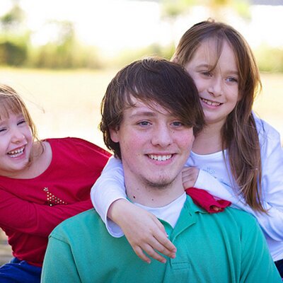 Profile Picture of Tracy Hoyt (@Markstulip) on Twitter