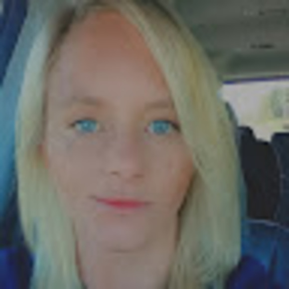 Profile Picture of Jessica Harrison (@jessicaharri747) on Poshmark