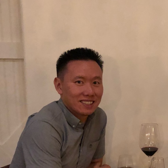 Profile Picture of Mark Liu (@markliu81) on Poshmark