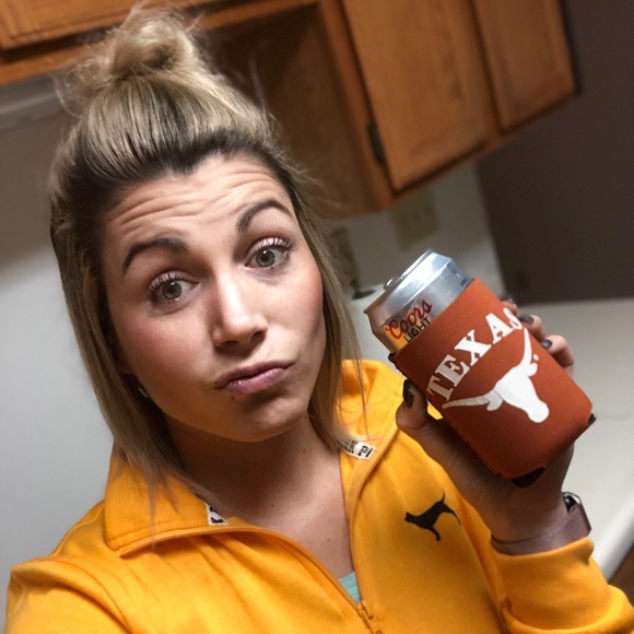 Profile Picture of Christian Lemoine (@gabii1208) on Poshmark