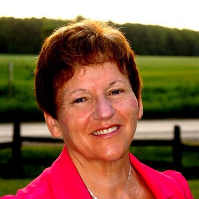 Profile Picture of Carol Carruthers (@mathtech) on Twitter