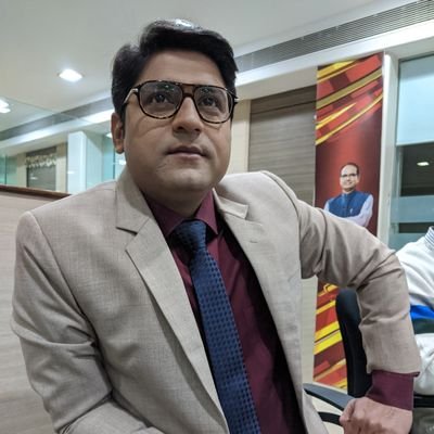 Profile Picture of Vijay Pandya (@vijaypandya07) on Twitter
