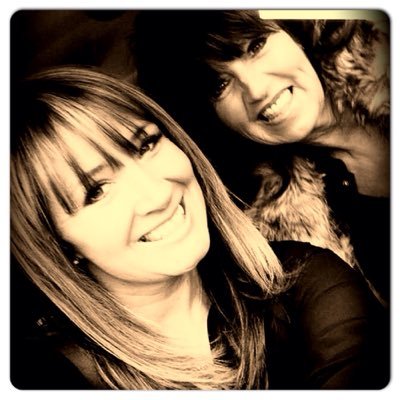 Profile Picture of Anna Gowing (@AnnaGowing) on Twitter
