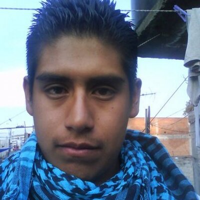 Profile Picture of Alejandro Lechuga (@zonmusik) on Twitter