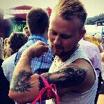 Profile Picture of Charlie Apa'n Risberg (@charlieapan) on Instagram