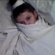 Profile Picture of Caitlin Hazell (@maggiemolam) on Youtube