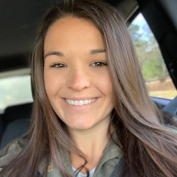 Profile Picture of Michelle Freiner (@michellefreiner) on Poshmark