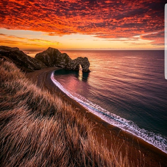 Profile Picture of Meg Mancarella (@megsley22) on Poshmark