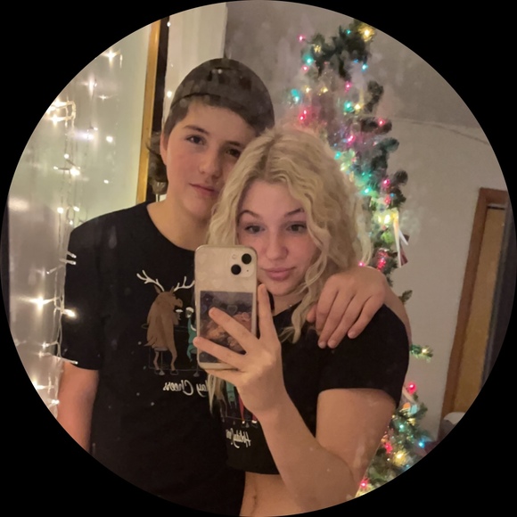 Profile Picture of Rielee Mcguffey (@rieleemcguffey) on Poshmark