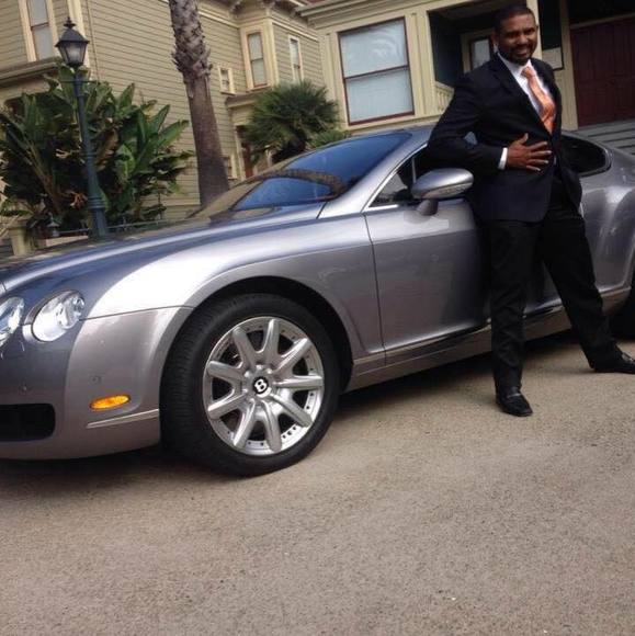 Profile Picture of Superville Superville (@lsuperville68) on Poshmark