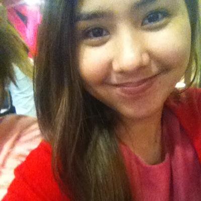 Profile Picture of Kristine Simon (@qtpiejujoy) on Twitter