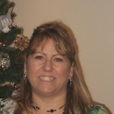 Profile Picture of Josée Charbonneau (@ClaudeJosee86) on Twitter