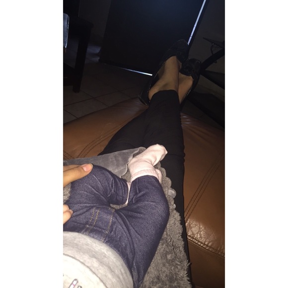 Profile Picture of Itzel Diaz (@itzelvalle22) on Poshmark