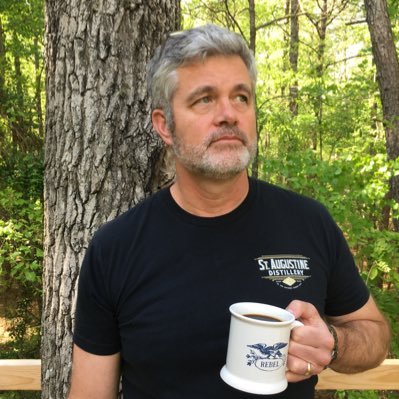 Profile Picture of Erik Luckey (@ErikLuckey1) on Twitter