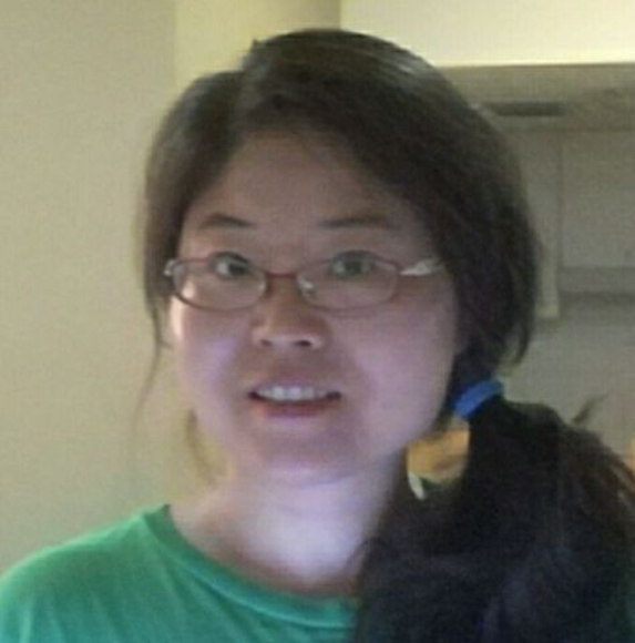 Profile Picture of Guo Yi (@guoyi0620) on Poshmark