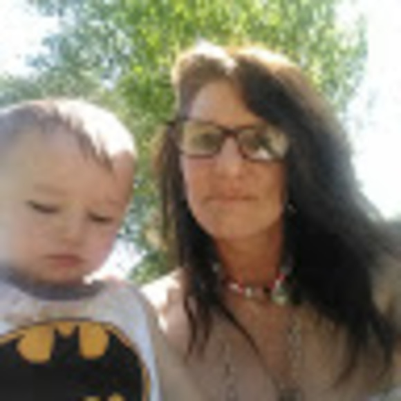 Profile Picture of Tina Maples (@tinamaples1971) on Poshmark