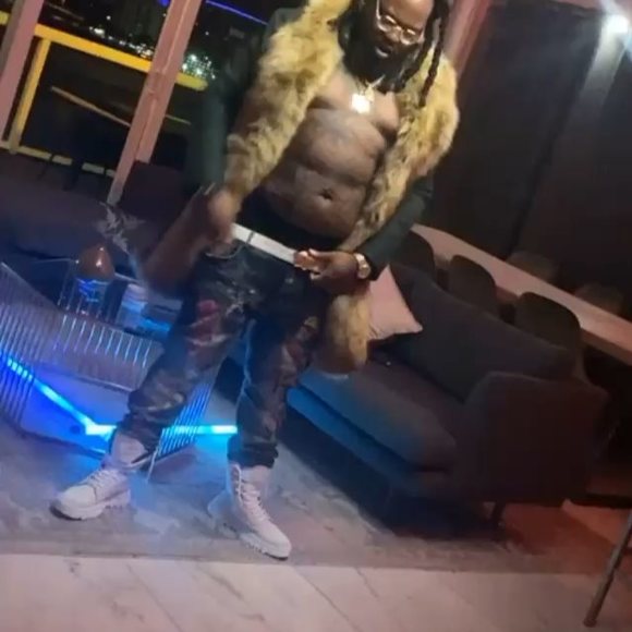 Profile Picture of K-g San carlos (@kgsworld) on Poshmark