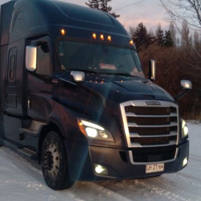 Profile Picture of Cristian Olavarria (@chris_olavarria) on Twitter