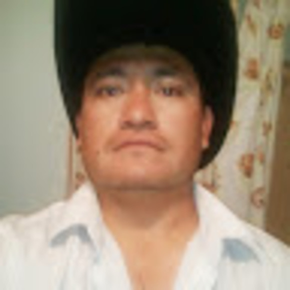 Profile Picture of Alejandro Mesa (@alejandromes839) on Poshmark