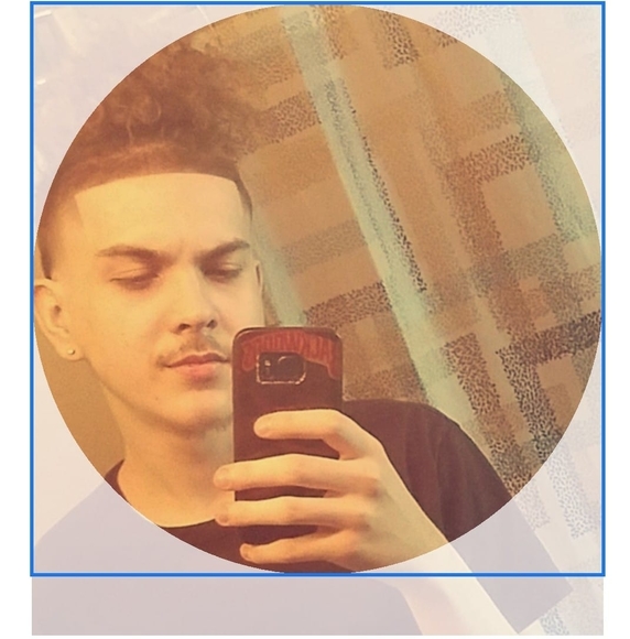 Profile Picture of Jurell Bianchi (@jurell_bianchi) on Poshmark
