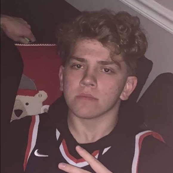 Profile Picture of Jack Colagiovanni (@j_colagiovanni) on Poshmark