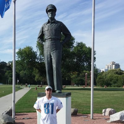 Profile Picture of Jay Makowski (@JayMakowski1) on Twitter
