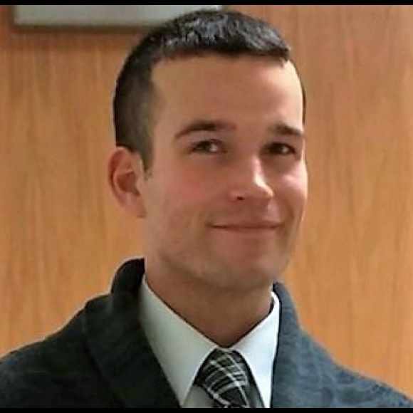 Profile Picture of Hollis Tedford (@hctedford) on Poshmark