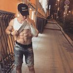 Profile Picture of Mark Davenport (@marq.uix) on Instagram