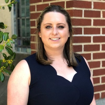 Profile Picture of Lacy Bedol (@lacyola) on Twitter