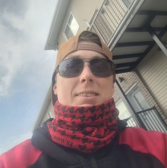 Profile Picture of Jeff Mcfaul (@jeffmcfaul) on Poshmark