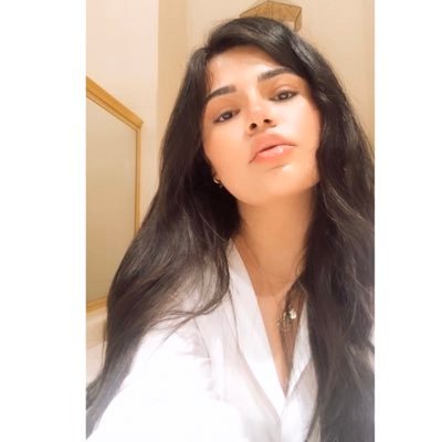 Profile Picture of Viktoria Mkrtchyan (@ViktoriaMkrtch4) on Twitter