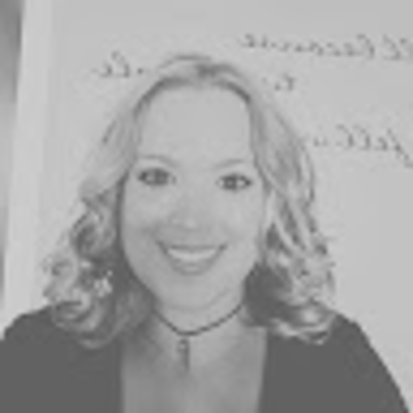 Profile Picture of April Chrestenson (@achrestenson) on Poshmark