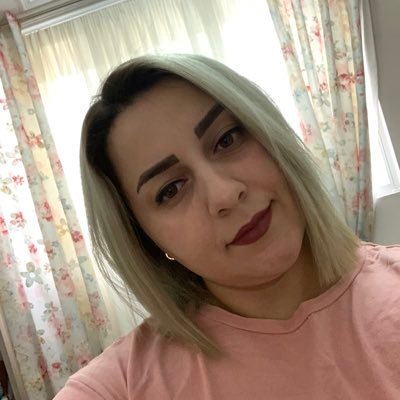 Profile Picture of Zahra Sharifi (@zahrash56081354) on Twitter